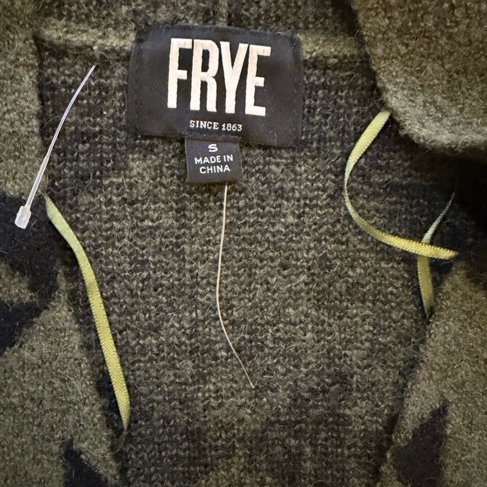 Frye Cozy Cardigan Olive Green Knit Boho Western Aztec Duster Long Sweater S - Picture 13 of 16